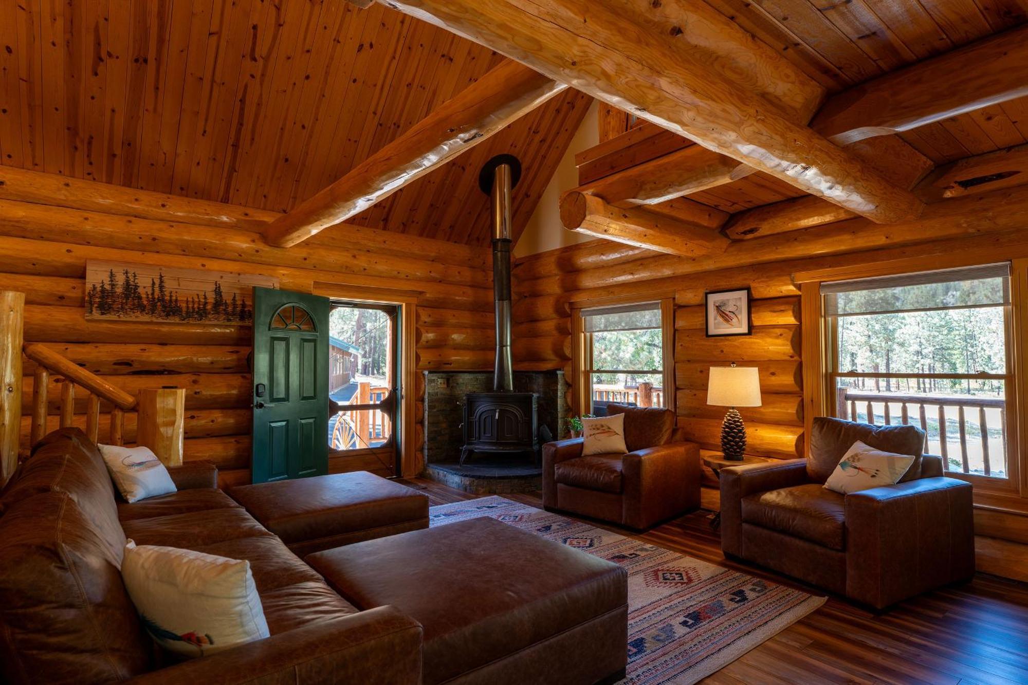 Peppermint Falls Ranch Ponderosa 外观 照片